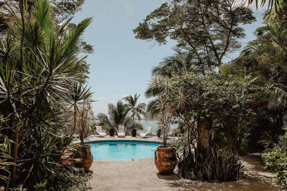 Outdoor spaces at Sansara resort, Panama